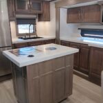 2024 GRAND DESIGN Solitude 390RK full