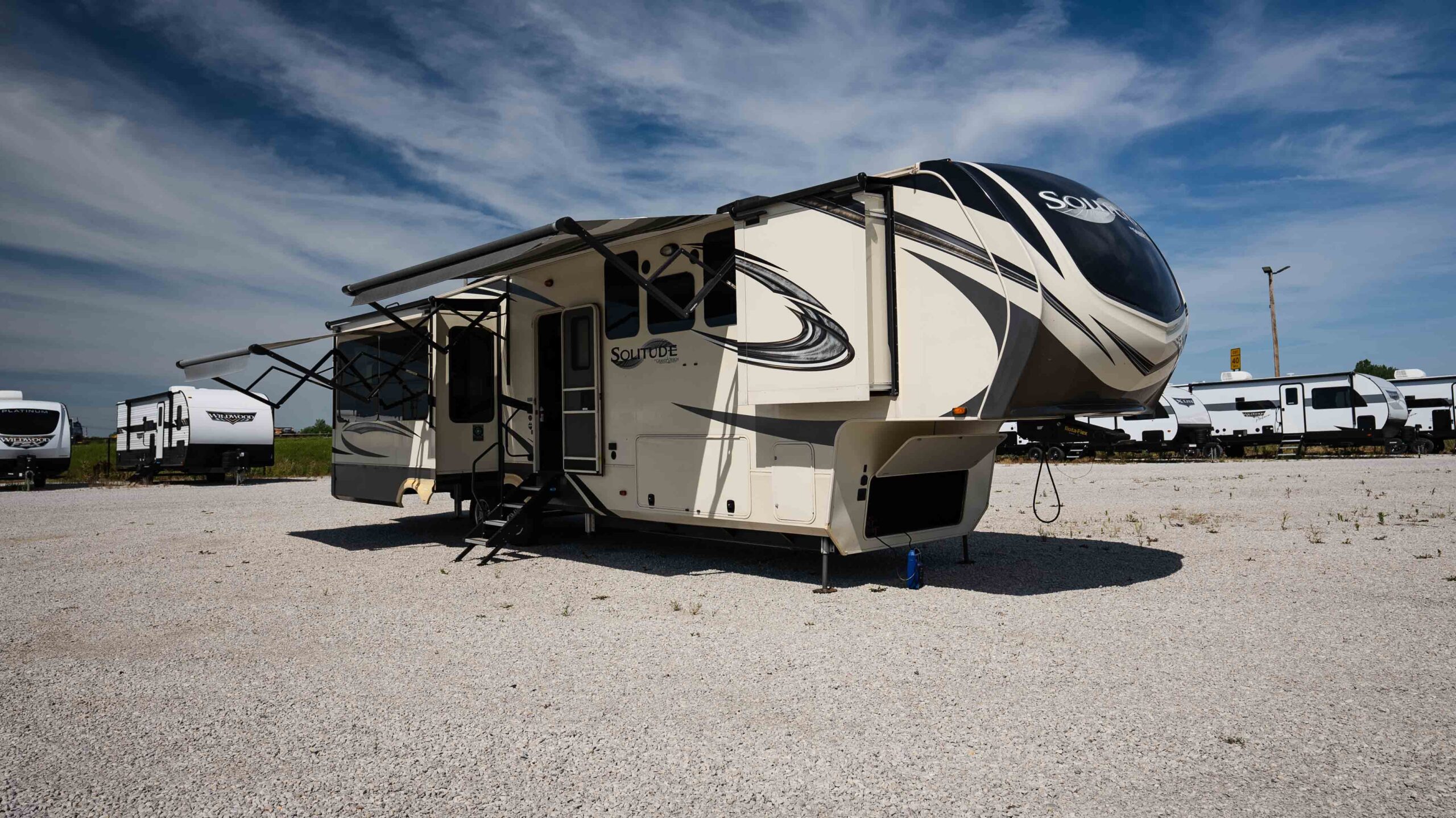 2020 GRAND DESIGN SOLITUDE 372WB-R