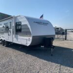 2025 Wildwood X-Lite 240BHXLX full