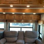 2018 Luxe Fifth Wheel 38GLS full