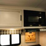 2022 Venture RV STRATUS 291VQB full