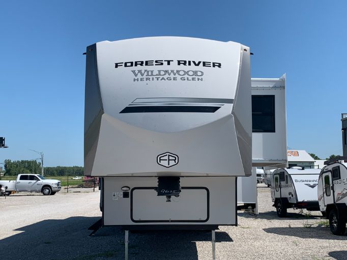 2025 Forest River Heritage Glen 369BL full