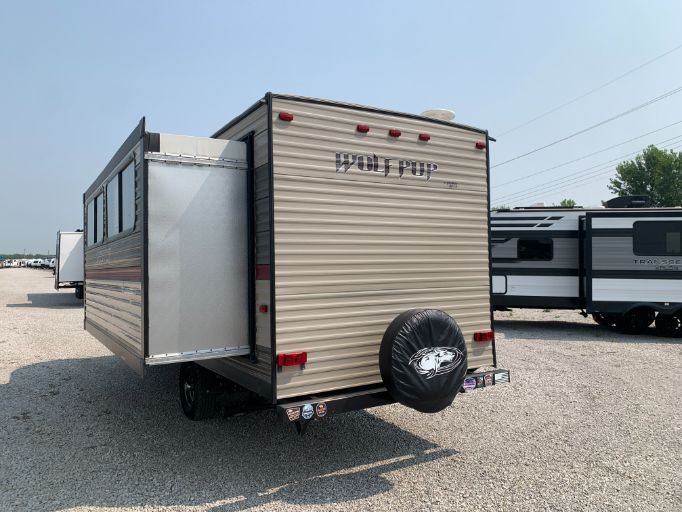 2018 FOREST RIVER Cherokee Wolf Pup 18TO full