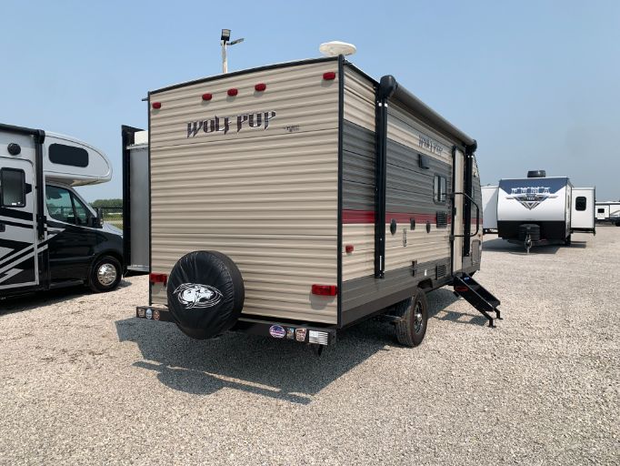 2018 FOREST RIVER Cherokee Wolf Pup 18TO full