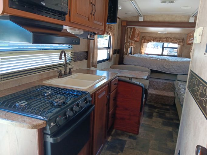 2013 KEYSTONE OUTBACK 230RS full