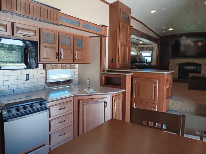 2015 Jayco Eagle Premier Fifth Wheel Series 371FLFS full