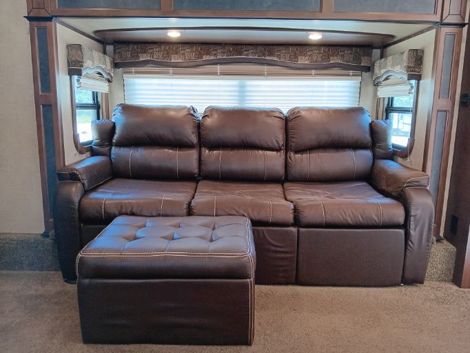 2015 Jayco Eagle Premier Fifth Wheel Series 371FLFS full