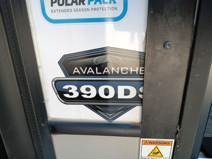 2023 Keystone Avalanche 390DS full