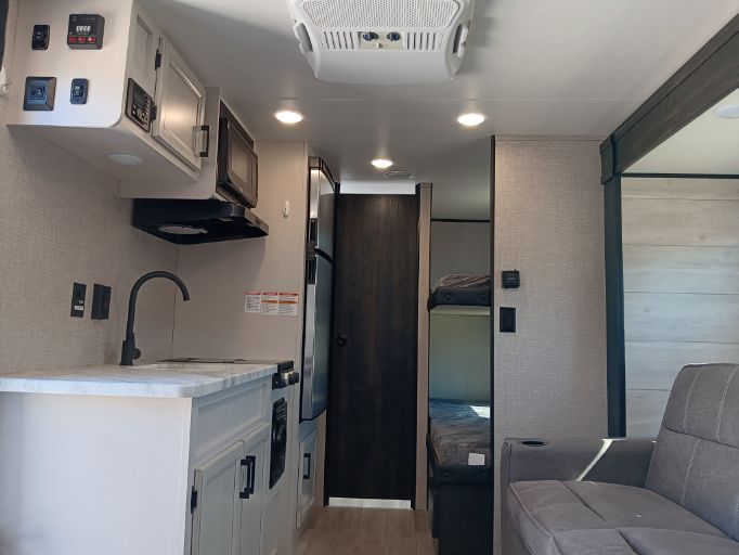 2023 Jayco JAY FLIGHT 184BS full