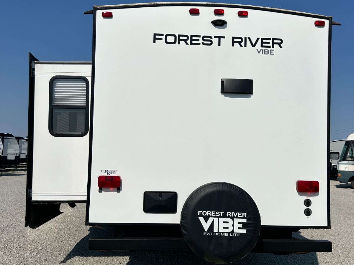 2019 Forest River Vibe 26RK full