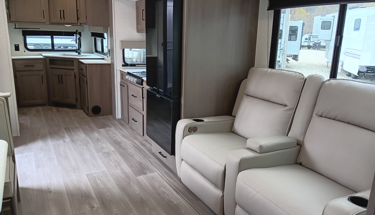 2025 Grand Design Transcend Xplor 25MLX full