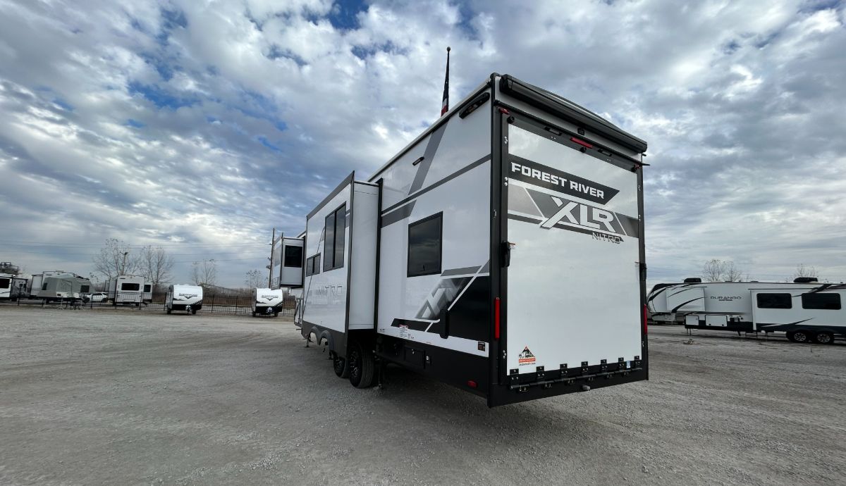 2025 Forest River XLR Nitro 31W16 full