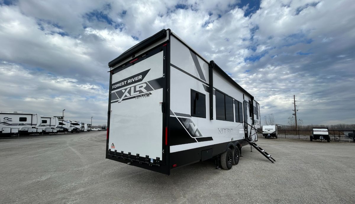 2025 Forest River XLR Nitro 31W16 full