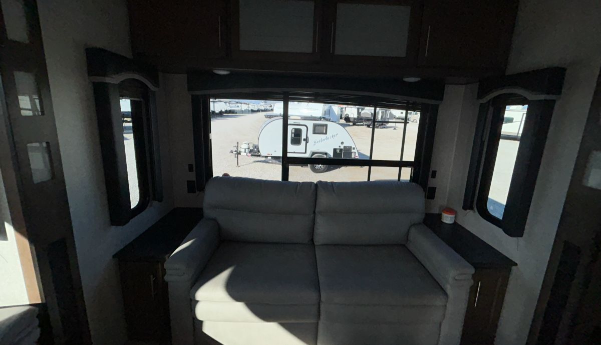 2019 Keystone Cougar 315RL full