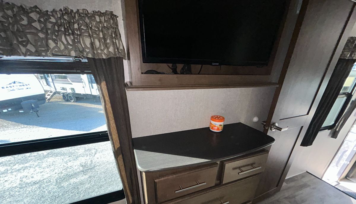 2019 Keystone Cougar 315RL full