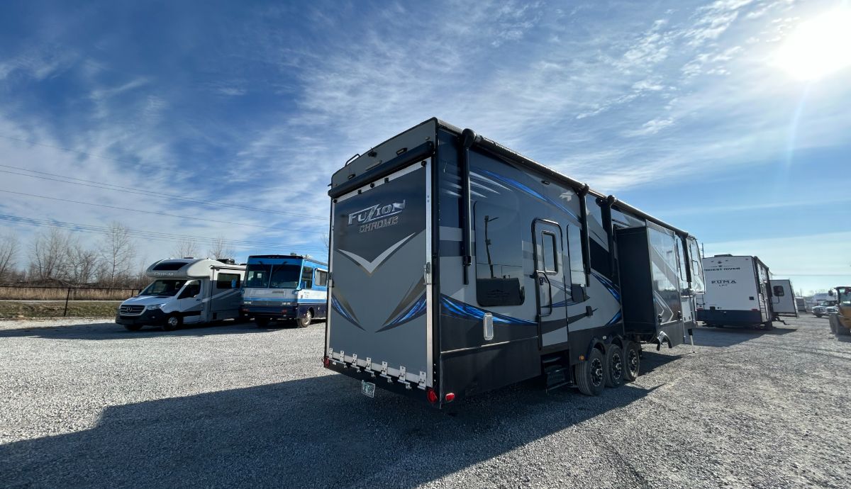 2015 Keystone Fuzion 403 full